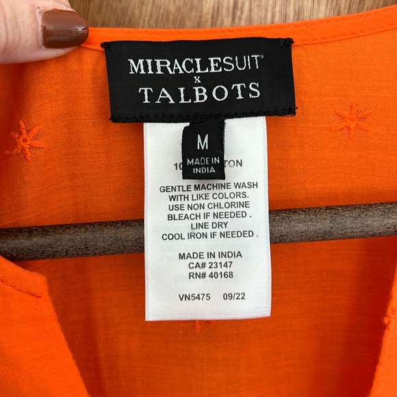 Miraclesuit x Talbot’s Eyelet Tunic Swim Cover-Up - Picture 6 of 7